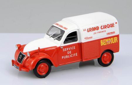 Модель 1:43 Citroen 2CV «Le Grand Cirque de France-Service Publicitaire»