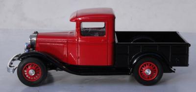 ford v8 truck - 1933 ELG1059 Модель 1:43