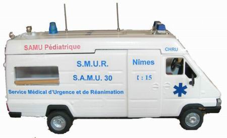 renault b120 «samu pediatrique» 113639 Модель 1:43