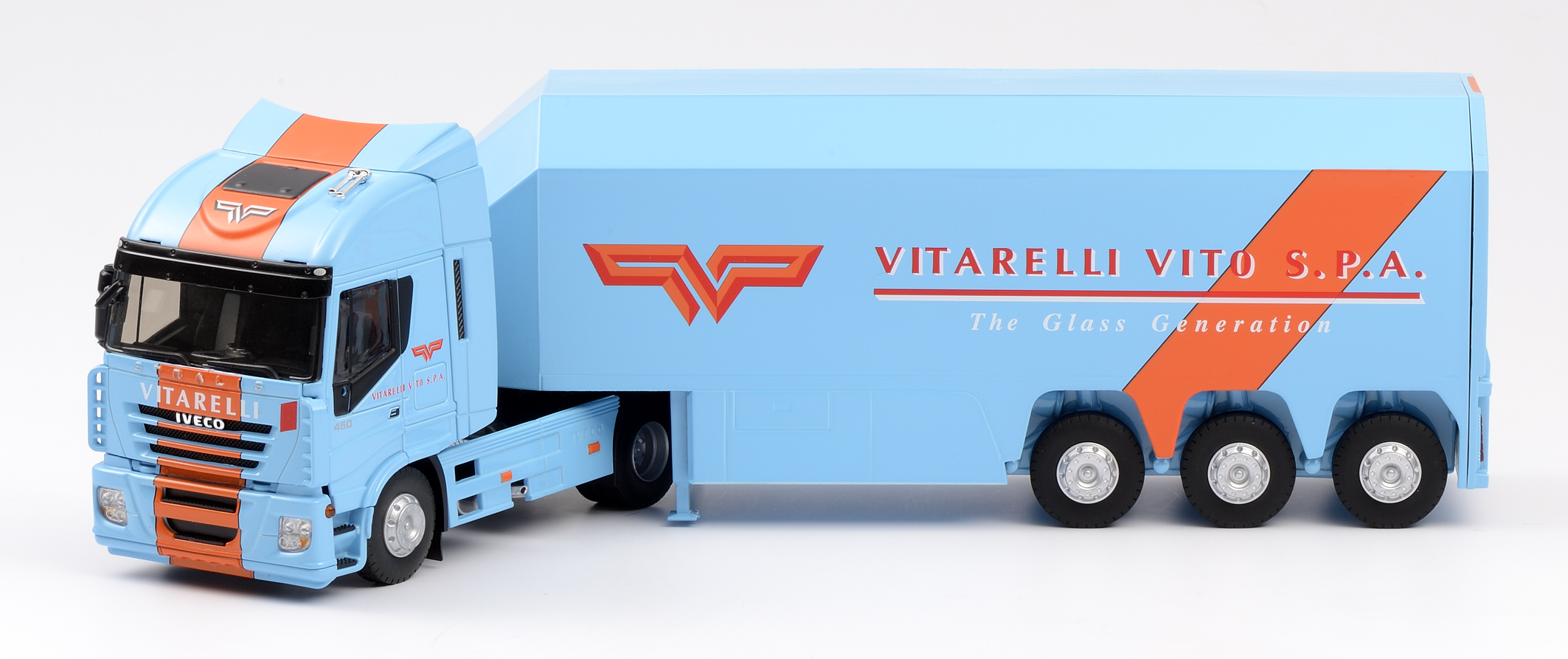 Модель 1:43 IVECO Stralis 450 «Vitarelli Vito S.P.A.» с п/прицепом-стекловозом