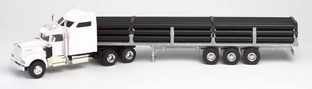 kenworth w900 aerocab - white with flatbed trailer & pipe load 200100-W Модель 1:43