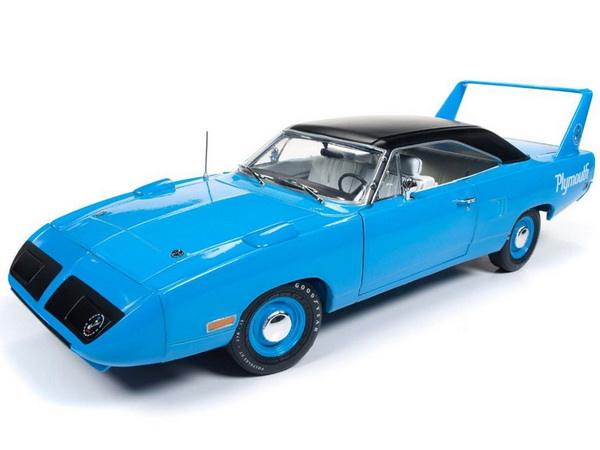 Модель 1:18 Plymouth SUPERBIRD BLUE W/ BLACK TOP 1970