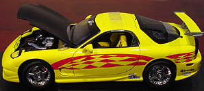 Модель 1:18 Mazda RX-7 - yellow