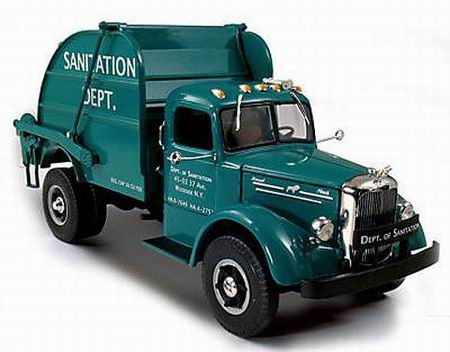 Модель 1:34 Mack L Rear Load Garbage Truck - Department of Sanitation