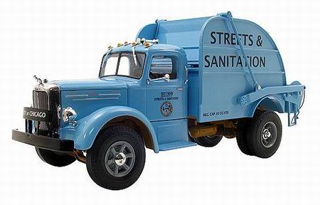 Модель 1:34 Mack L Rear Load Vintage Garbage Truck - City of Chicago Streets & Sanitation