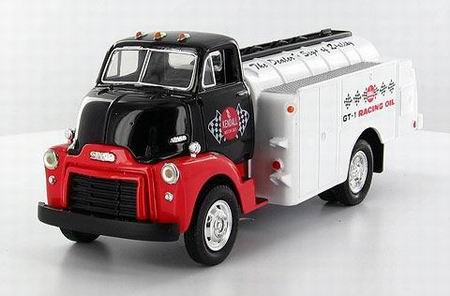 Модель 1:34 GMC Fuel Tanker Kendall GT-1 Racing Oil №2 - black/red with white trim
