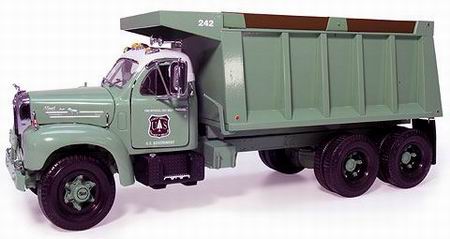 Модель 1:25 Mack B Dump Truck