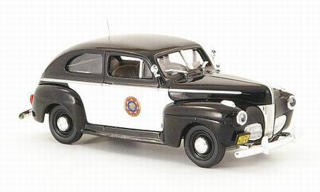 Модель 1:43 Ford Tudor Sedan California Highway Patrol