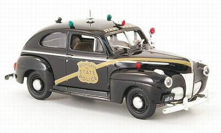 Модель 1:43 Ford Tudor Sedan Michigan State Police