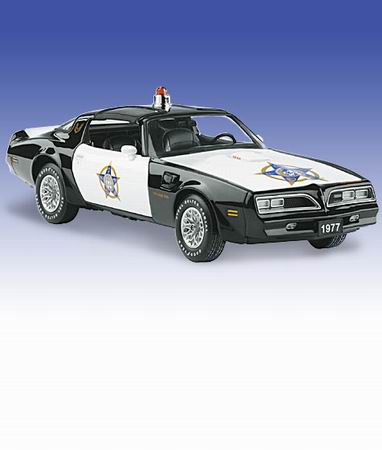 Модель 1:24 Pontiac Trans Am L/E FMPM Police Car