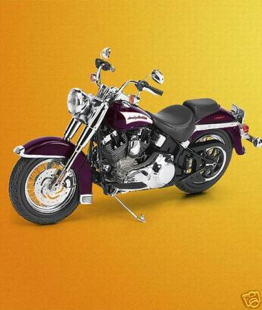 Модель 1:10 Harley-Davidson Heritage Softail Classic