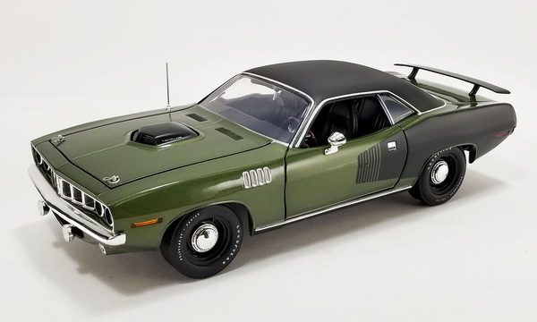 Модель 1:18 Plymouth Hemi Cuda  Vinyl Top 1971 - Ivy Green (L.E.400 pcs)