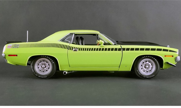 Модель 1:18 Plymouth AAR Cuda - Sublime Green 1970