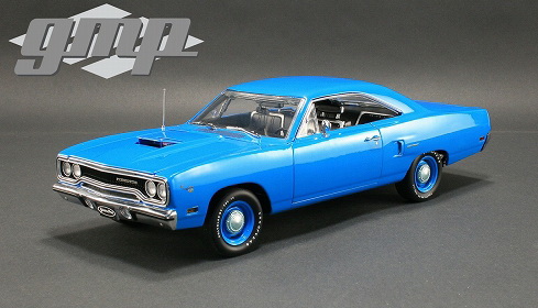 Модель 1:18 Plymouth Road Runner / GTX - Corporate Blue