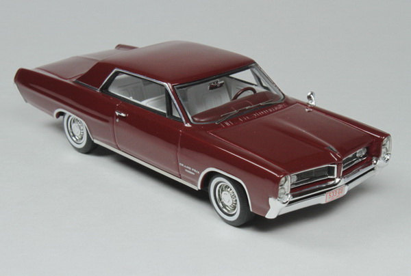 Модель 1:43 Pontiac Grand Prix - marimba red (L.E.230pcs)
