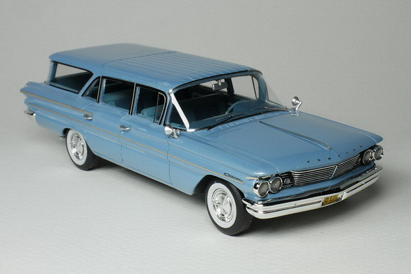 Pontiac Safari 1960 - Skymist Blue