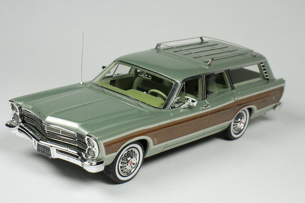 Модель 1:43 Ford Country Squire - lime gold poly