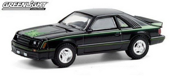 Модель 1:64 FORD Mustang Cobra 1980 Black/Green Cobra Hood Graphics