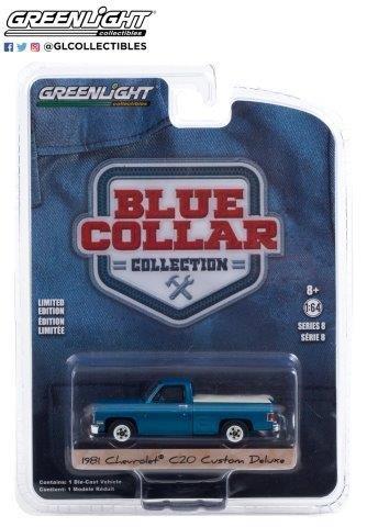Модель 1:64 Chevrolet Custom Deluxe 20 with Bed Cover 1981 Light Blue Poly
