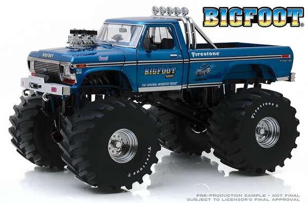 Модель 1:18 FORD F-250 Monster Truck Bigfoot #1 1974 Blue (колеса 66 дюймов)