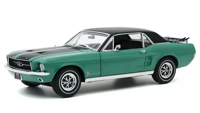 ford mustang coupe "ski country special" - loveland green GL13575 Модель 1:18