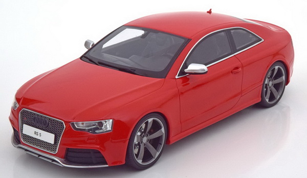 audi rs 5 coupe - red GT033 Модель 1:18