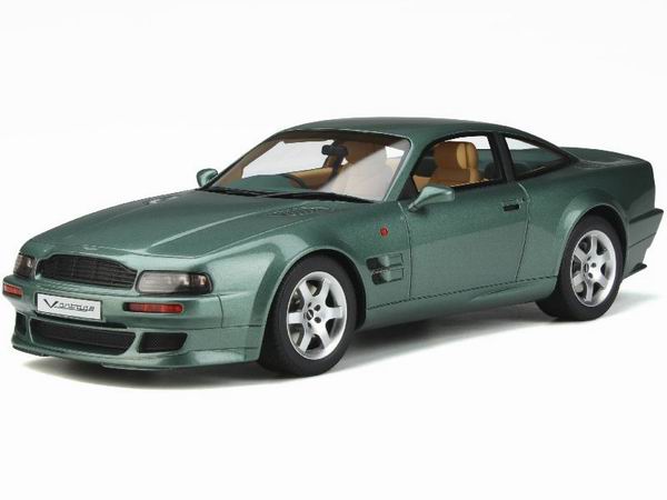 Модель 1:18 Aston Martin V8 Vantage - green met