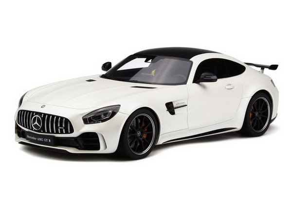 Mercedes-AMG GT-R - white