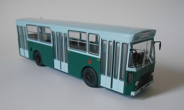 fiat 418 ac-m menarini 1975 - серия «autobus et autocars du monde» №68 (с журналом) M3438-68 Модель 1:43