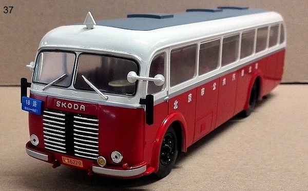 Модель 1:43 Skoda 706 RO (Chine) - серия «Autobus et autocars du Monde» №37 (с журналом)