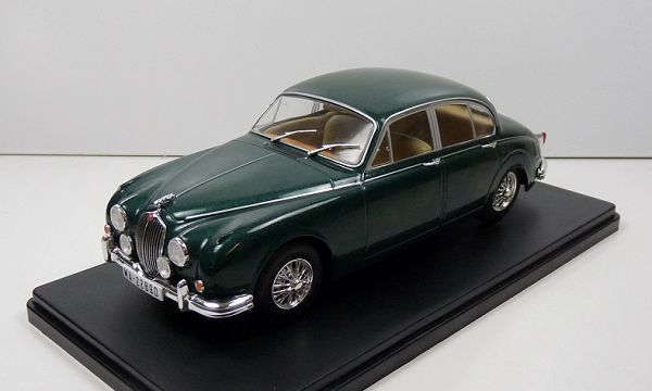 Модель 1:24 jaguar mkII 1960 - Green