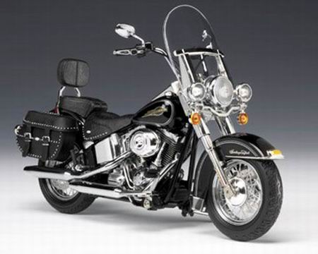 Модель 1:12 Harley-Davidson FLSTC Heritage Softail Classic Motorcycle - vivid black