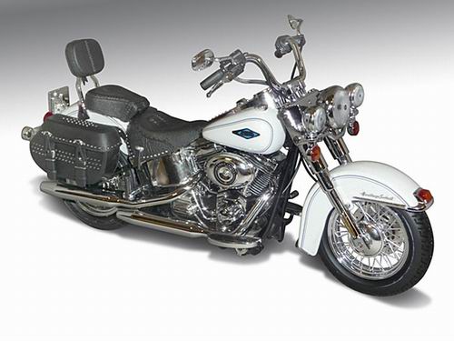 Модель 1:12 Harley-Davidson FLSTC FLSTC Heritage Softail - Classic White Hot Pearl