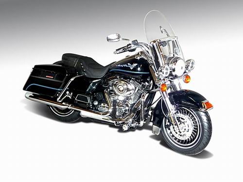 Модель 1:12 Harley-Davidson FLHR Road King - midnight pearl