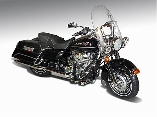 Модель 1:12 Harley-Davidson FLHR Road King - vivid black
