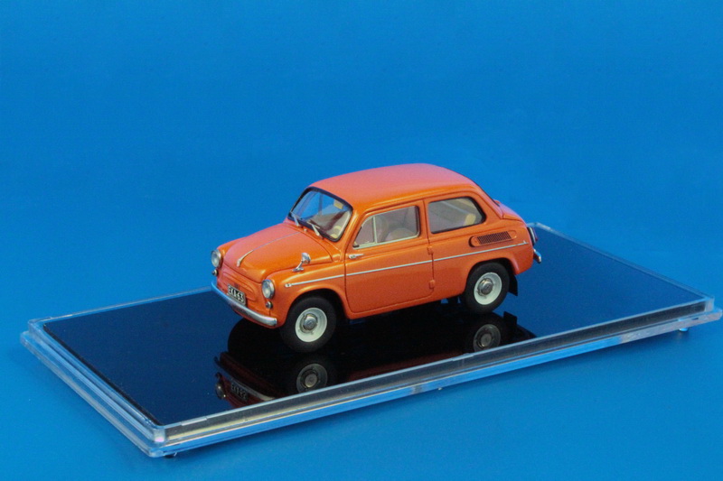 Модель 1:43 ЗАЗ 965AЭ «Jalta» (Konela) 1965-1967 - Оранжевый