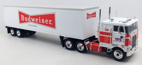 Модель 1:43 Peterbilt 352 PACEMAKER Truck «Budweiser» - white/red