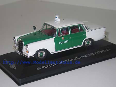 Модель 1:43 Mercedes-Benz 180 (W110) Heckflosse «Polizei» Hamburg