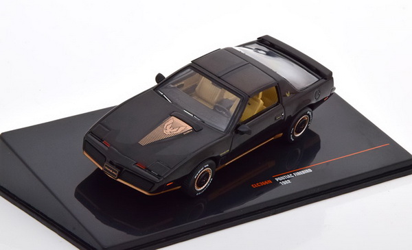pontiac firebird - black CLC366 Модель 1:43