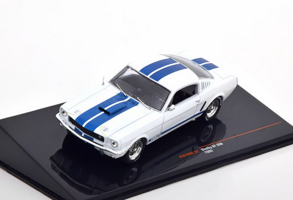 Ford Mustang Shelby GT 350 - white/blue CLC438 Модель 1:43