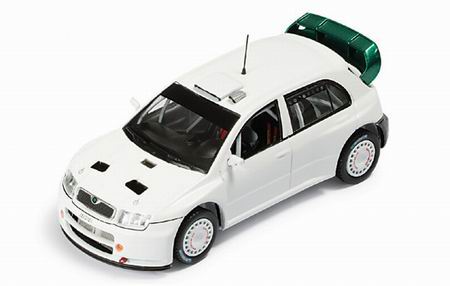 Модель 1:43 Skoda Fabia WRC Test Car - white/green
