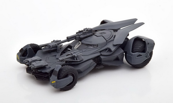 Модель 1:32 Batmobile Justice League 2017