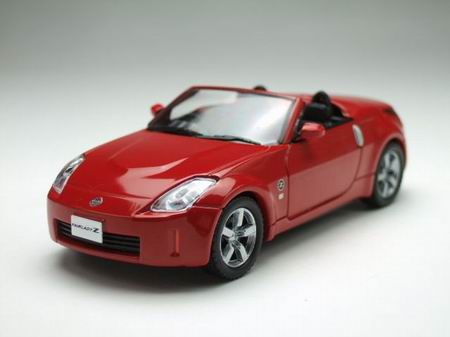 Модель 1:43 Nissan Fairlady Z Open - red