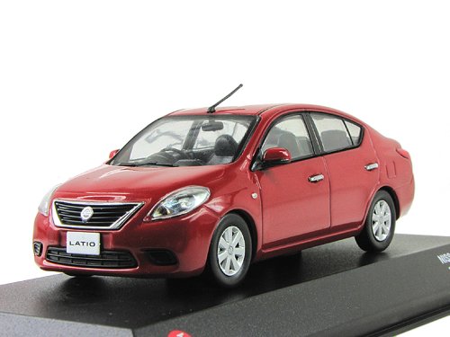 Модель 1:43 Nissan Latio - red