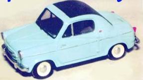 Модель 1:43 Piaggio Vespa 400 (3 COULEURS DISPONIBLES) Pre-Painted (KIT)