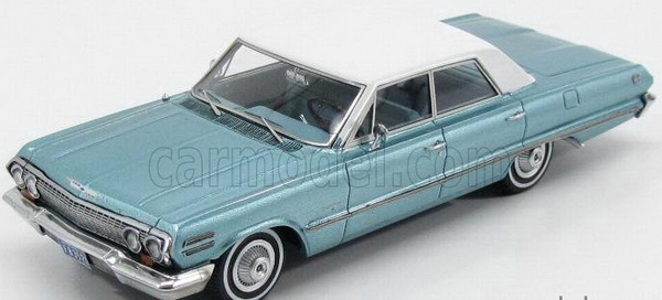 chevrolet impala sport sedan 4-door - light blue/white KE43027001 Модель 1:43