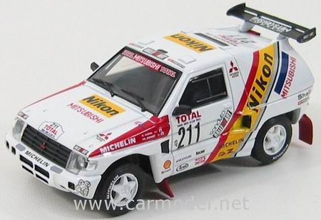 Модель 1:43 Mitsubishi Pajero №211 Winner Rally Paris-Dakar (H.AURIOL - P.MONNET) - white