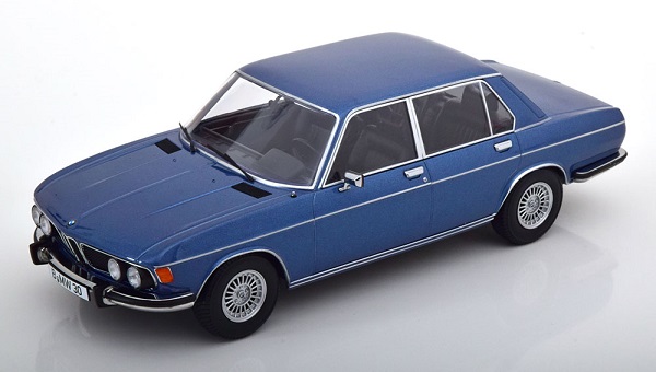 Модель 1:18 BMW 3.0S E3 2 Series - 1971 - bluemetallic