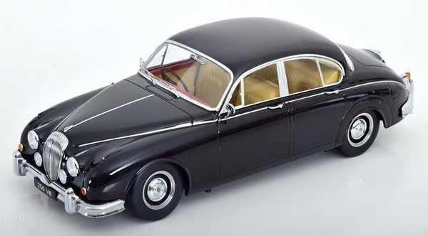 Модель 1:18 Daimler 250 V8 RHD - 1962 - Black