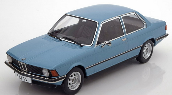 Модель 1:18 BMW 318i (E21) - blue met (L.E.1500pcs)